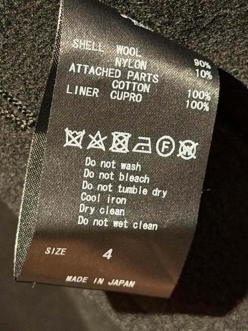 JUHA (ユハ）OVERSIZED PONCHO COAT black