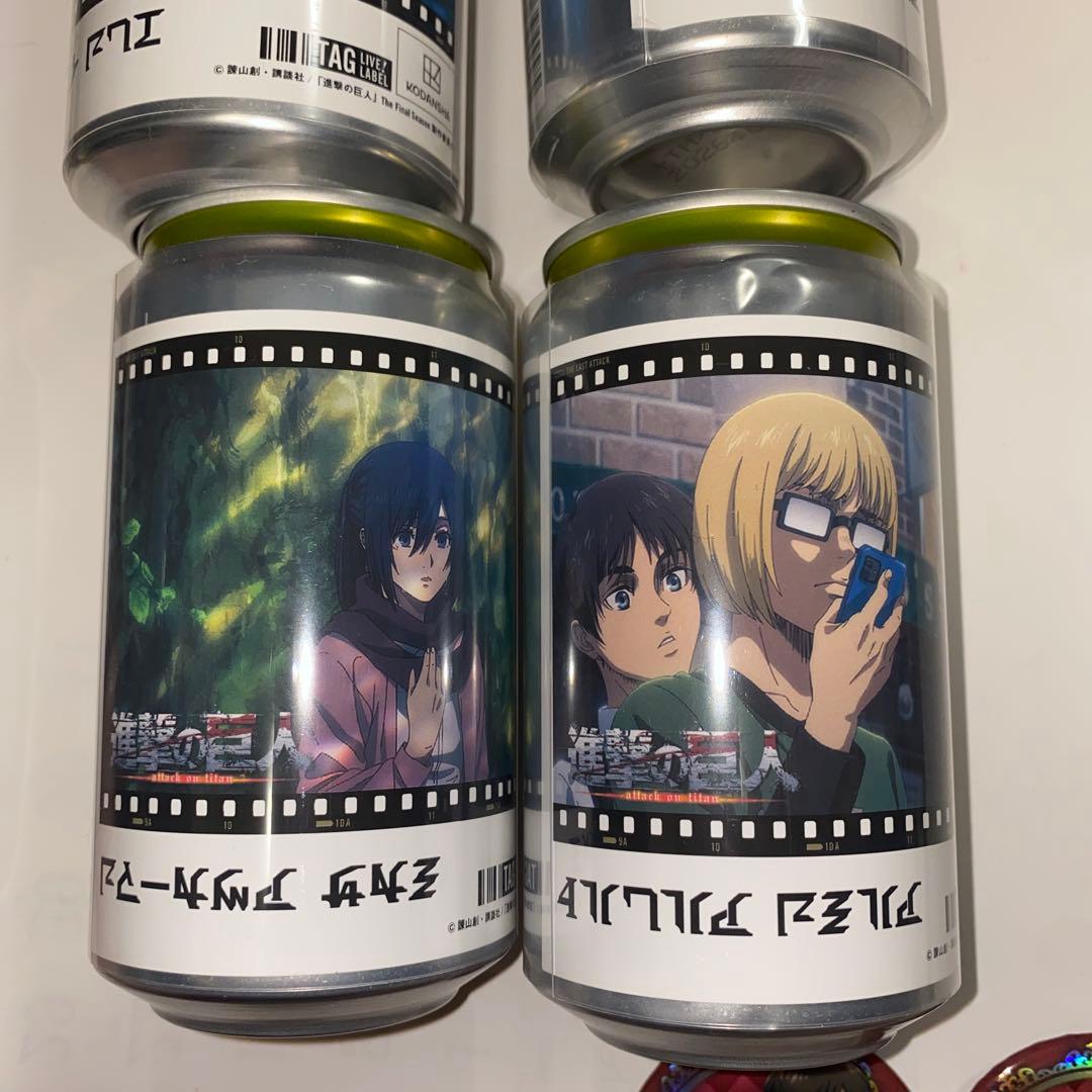 進撃の巨人　ステッカー&ポストカードブック　サントリー　オリジナルラベル缶　紙類