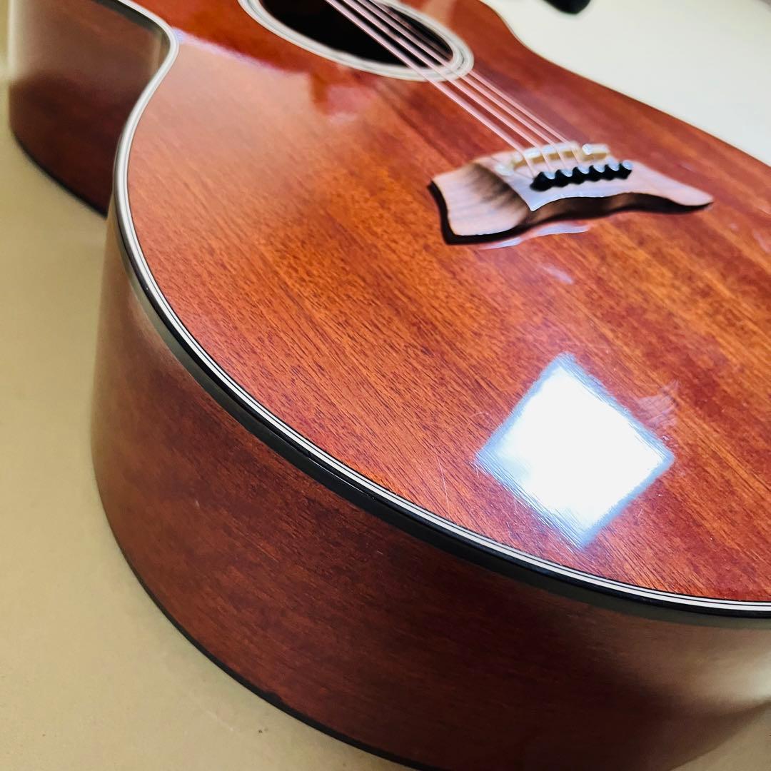 Takamine PT100M-SP エレアコ ハードケース付属