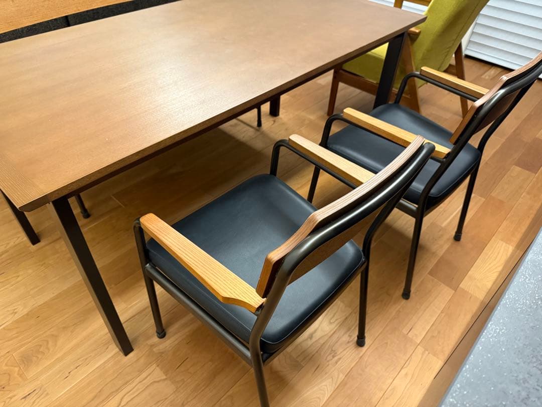 unico ウニコ　ダイニングテーブルと椅子セット