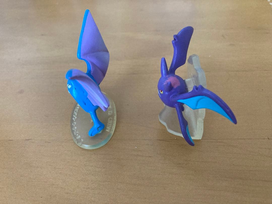 モンコレ ポケモンフィギュア ゴルバット クロバット - メルカリ