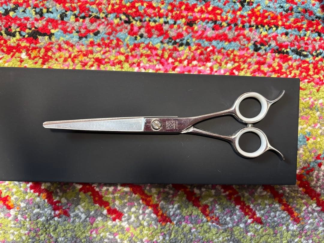 楽天市場】トリミングシザー UTSUMI 城 OUR65D（カーブシザー／6.5 城