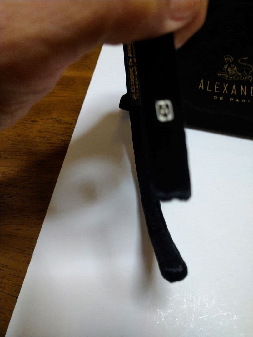 Alexandre de Paris ベロア 黒 ヘアバンドカチューシャ