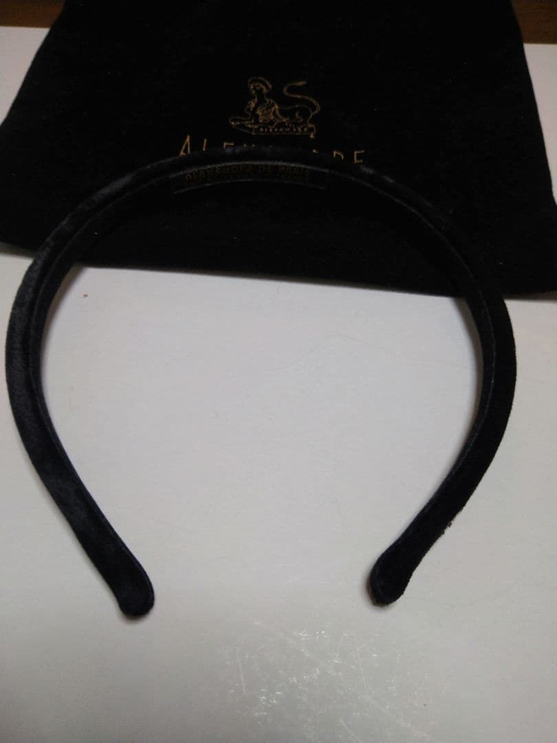 Alexandre de Paris ベロア 黒 ヘアバンドカチューシャ