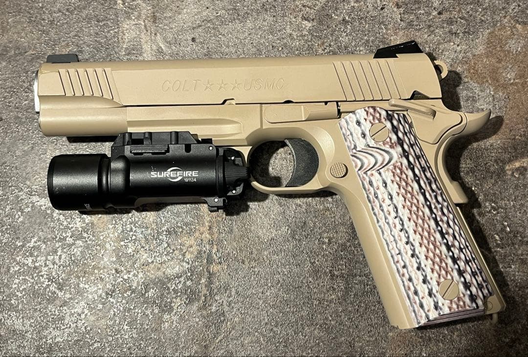 東京マルイ製M45A1 ガスガンハンドガン（マガジンなし・レプリカホルスター付き