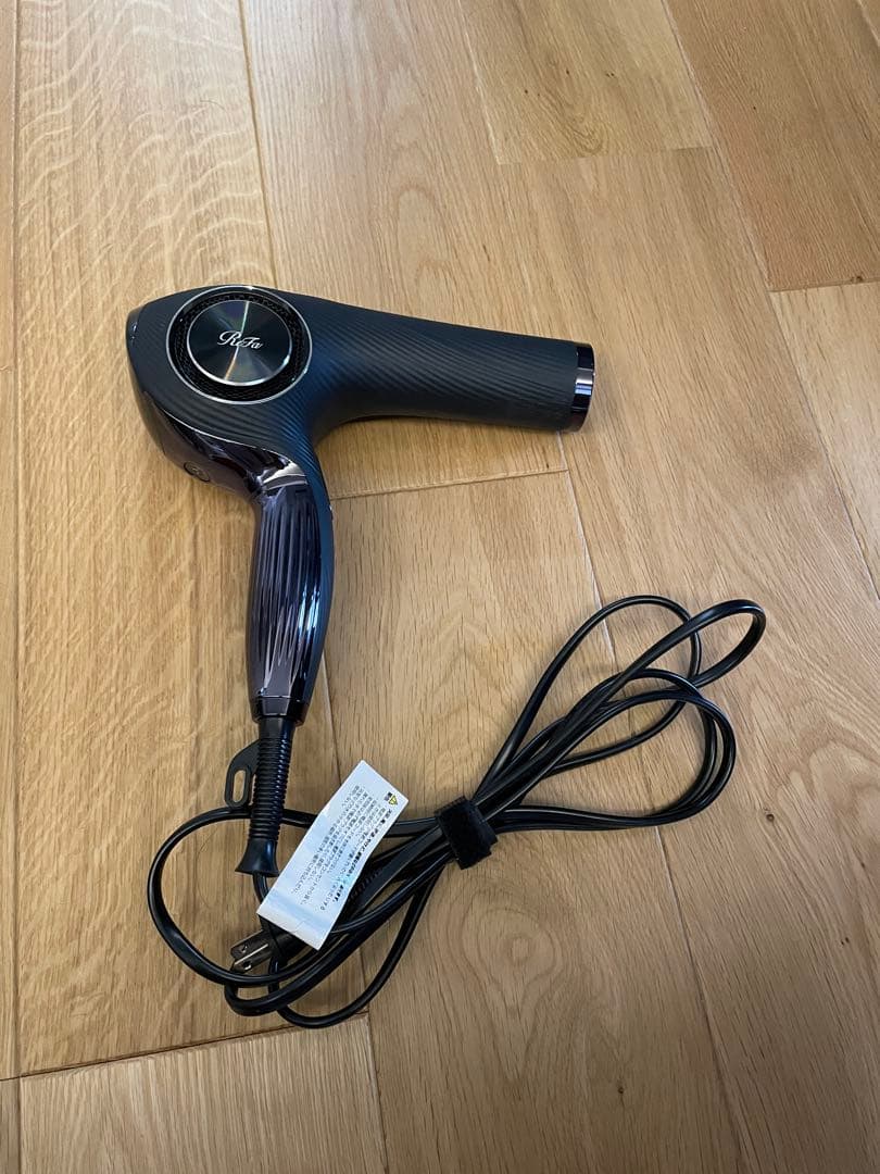 リファ Refa 　ビューティックドライヤープロ　2023年製