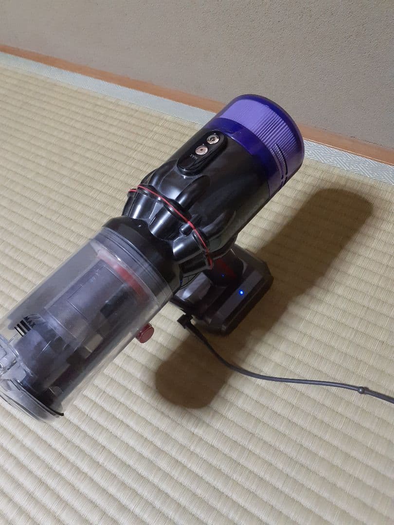 ジャンク品ダイソン Dyson Micro1.5kg SV21 FF