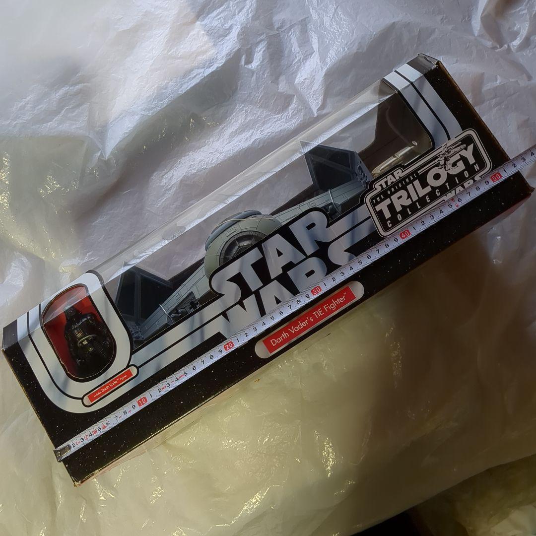 スターウォーズ ベーシックフィギュア　ダース・ベイダー＆TIEファイター 未開封