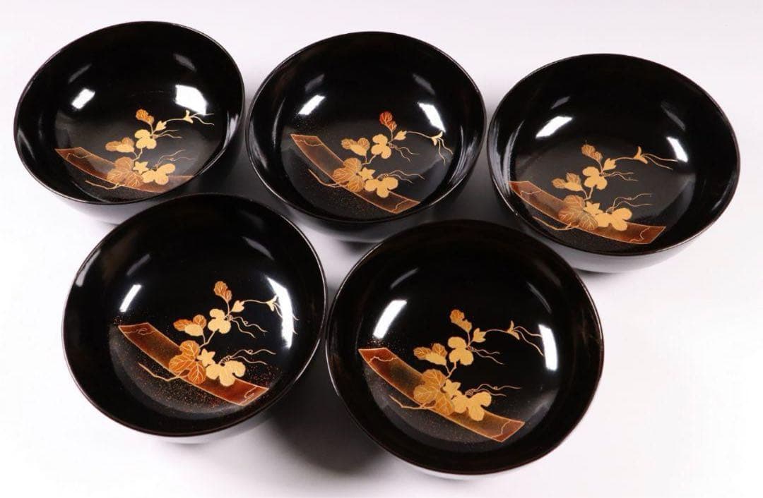 輪島塗 蔦金蒔絵 梨地 黒塗椀 五客 木製漆器 / 伝統工芸品 漆芸