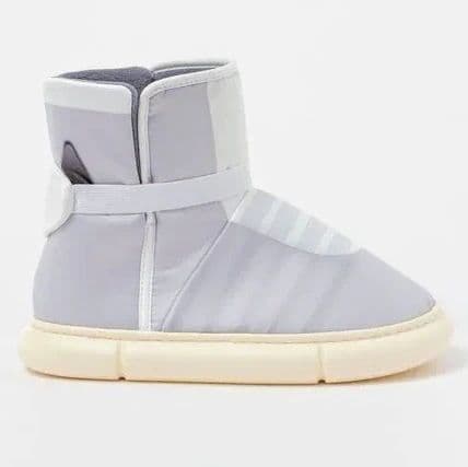 希少 バックトゥザフューチャー ルームシューズ エアマグ ナイキ ニコアンド