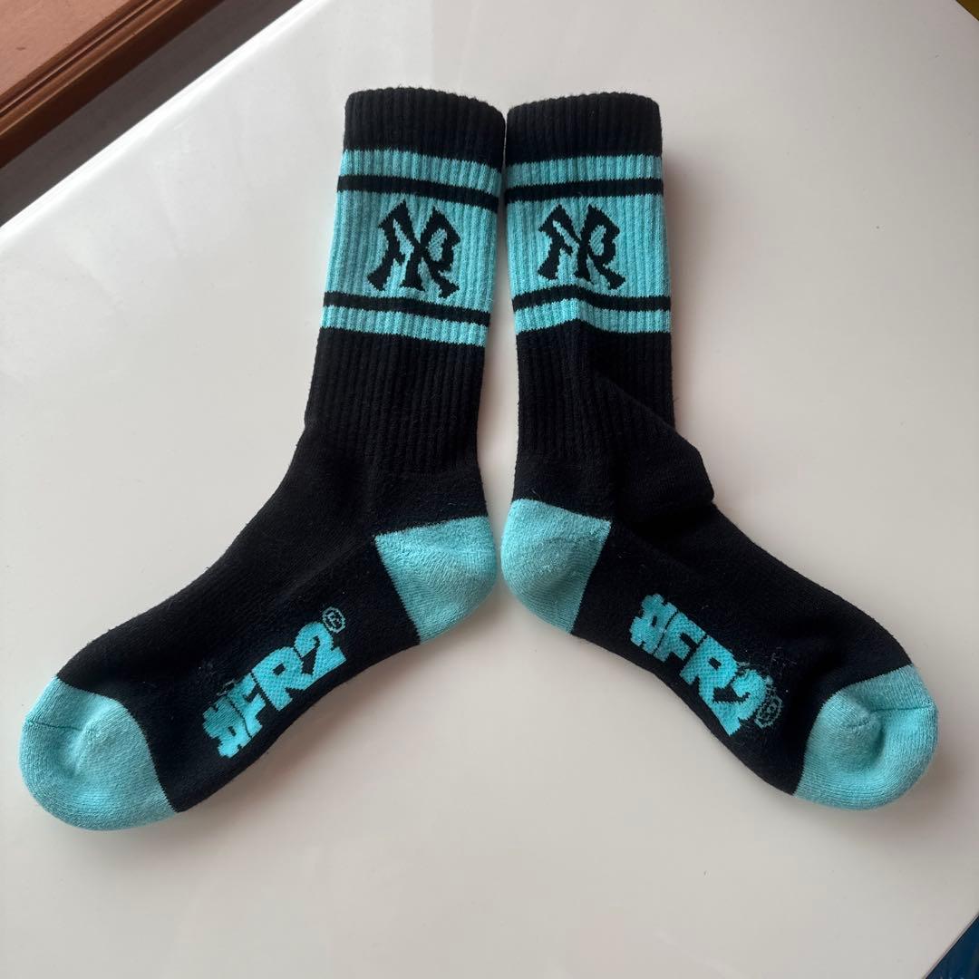 FR2月桃 沖縄限定カラー ソックス 靴下fxxkingrabbits FR2 - メルカリ