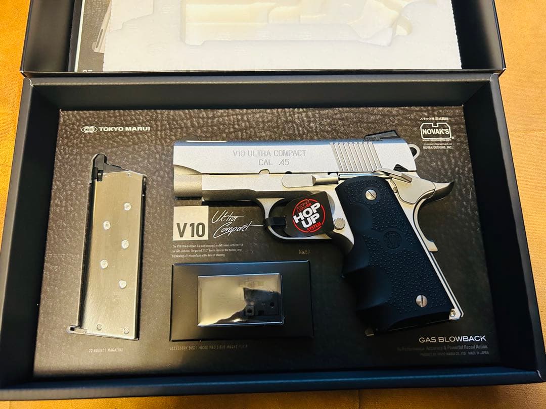 ノ*オ様 V10 Ultra Compact ガスブローバック　新品・未発射　東