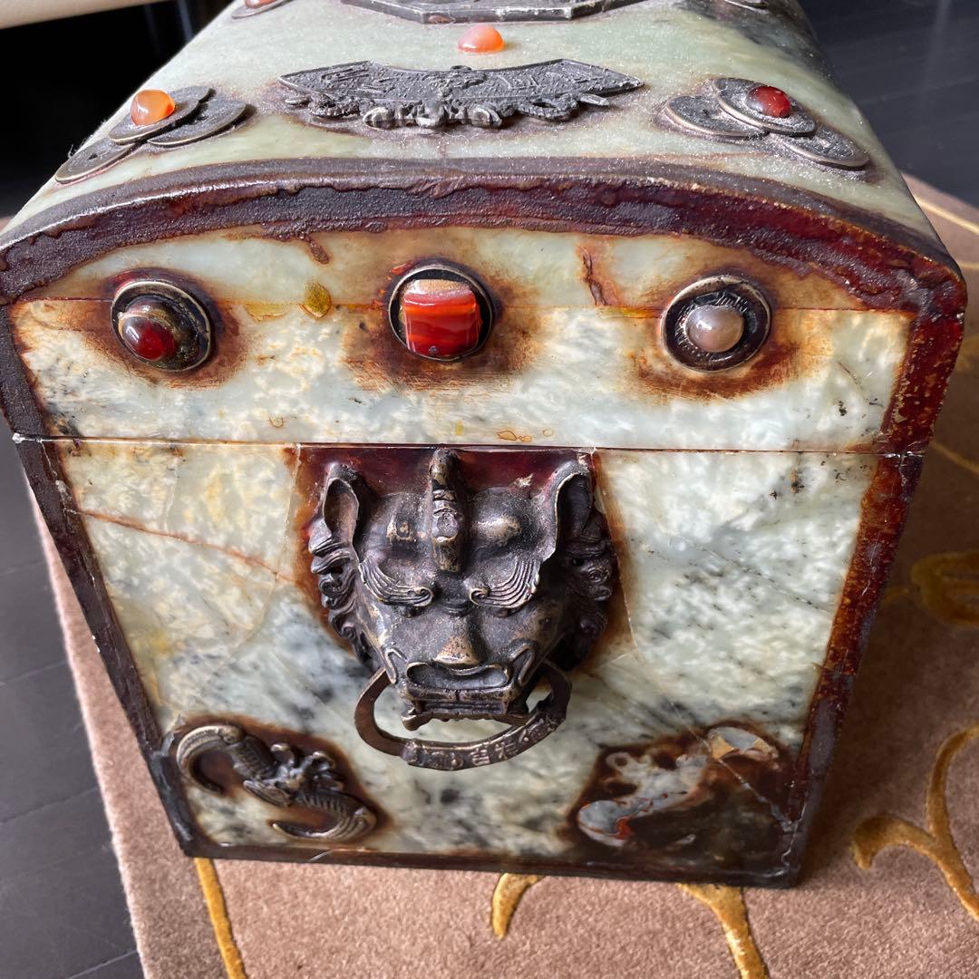 中国　玉石　宝箱　10.5kg