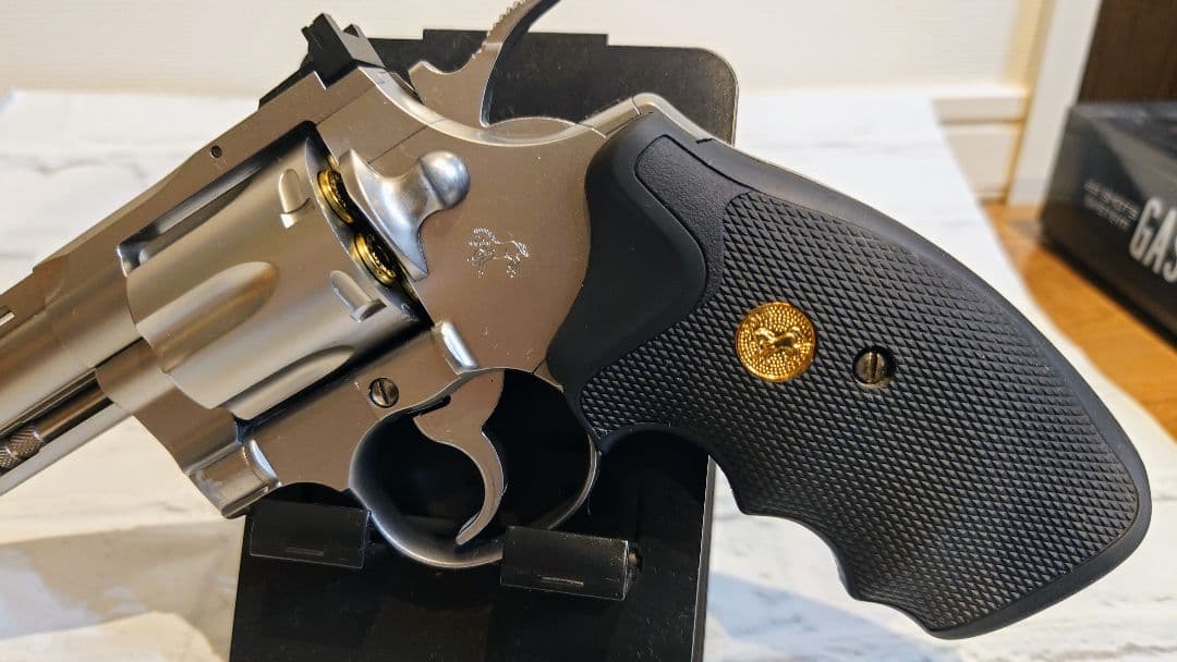 東京マルイ COLT PYTHON 357 ガスリボルバー 6インチ