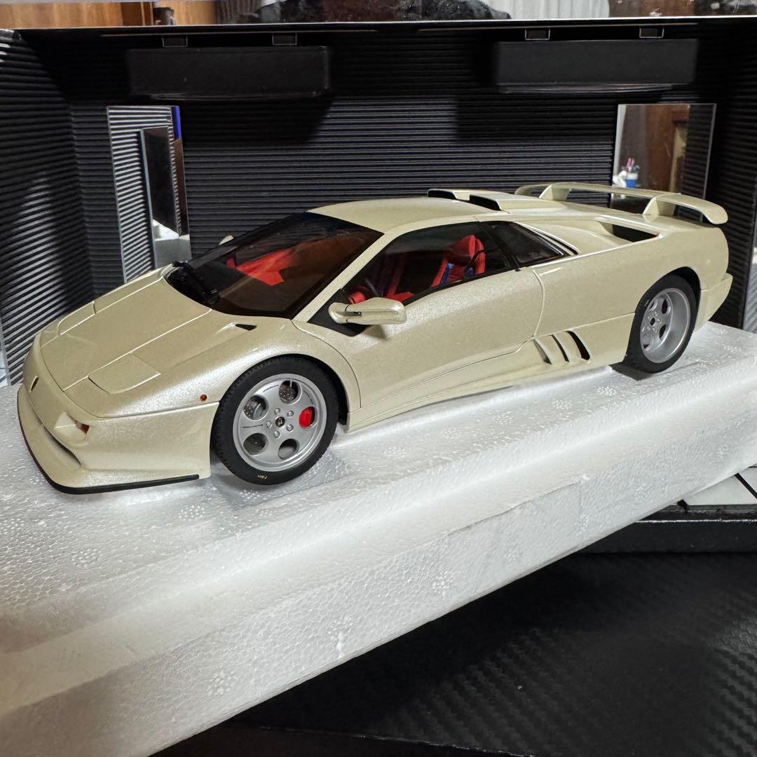 激レア未展示品オートアート1/18 ランボルギーニ ディアブロ SE30 イオタ