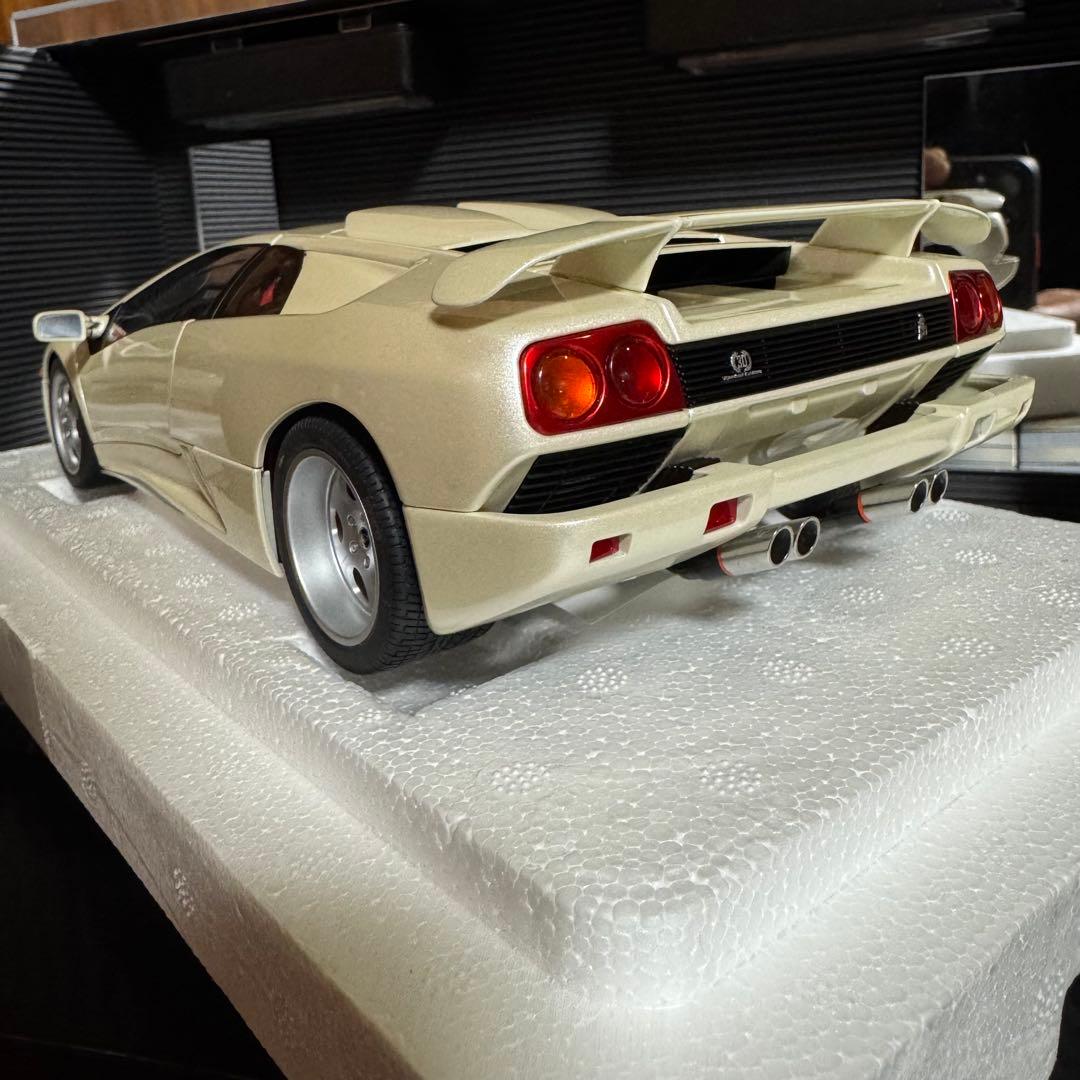 激レア未展示品オートアート1/18 ランボルギーニ ディアブロ SE30 イオタ