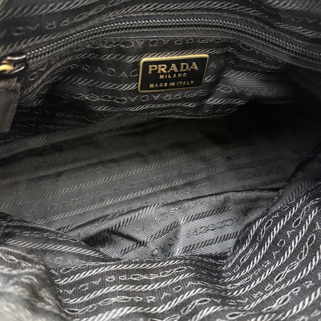 PRADAプラダ チェーンショルダーバッグ キルティング 三角ロゴ ナイロン 黒