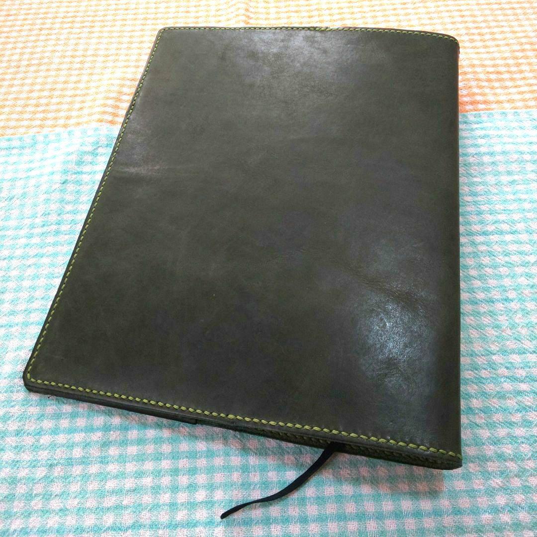 オイルワックスヌメ革 ダークグリン レザーカバー、B5 26穴バインダー付