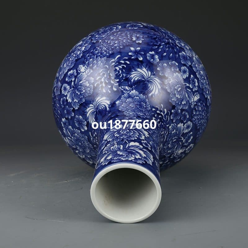 青花万花天球瓶 景徳鎮 陶磁器 装飾品 現代工芸品 美術品