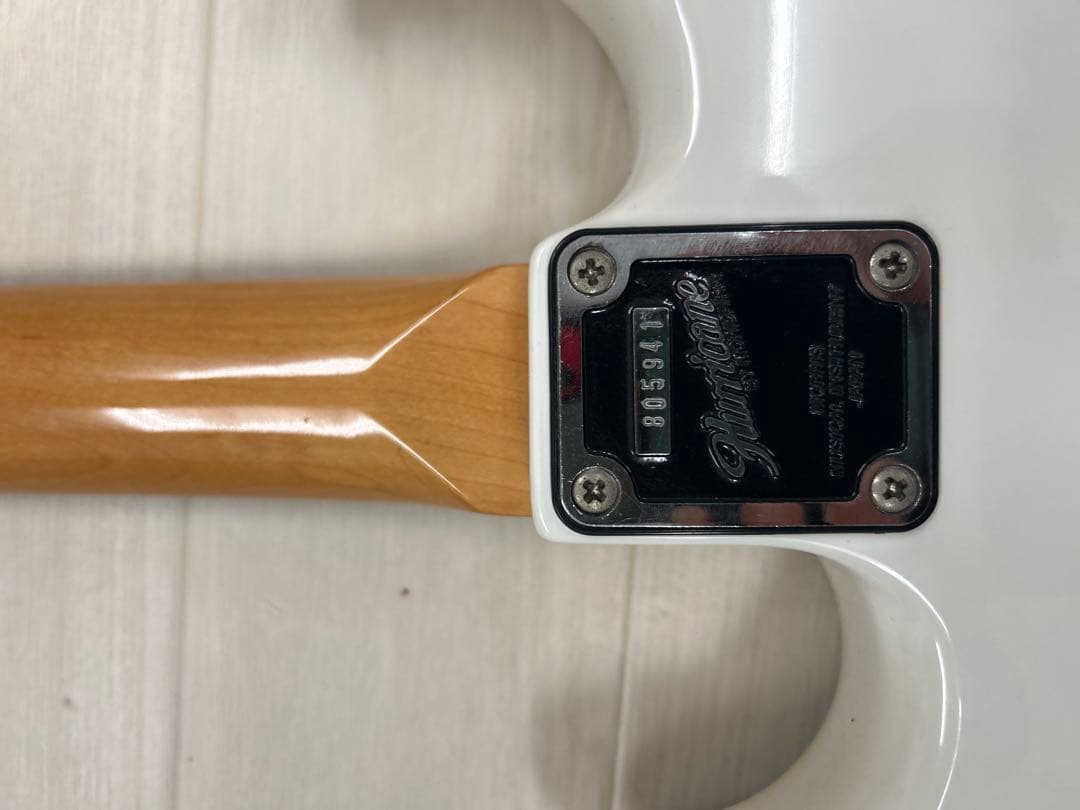 も*お様 SSHストラトキャスター エレキギター