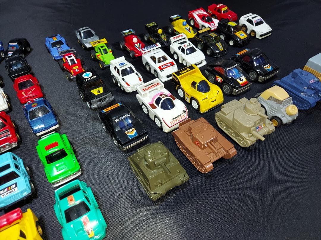 ◆　大幅値下げ！　極美品揃い　昭和の８７台含むレアなチョロQ１００台以上　◆