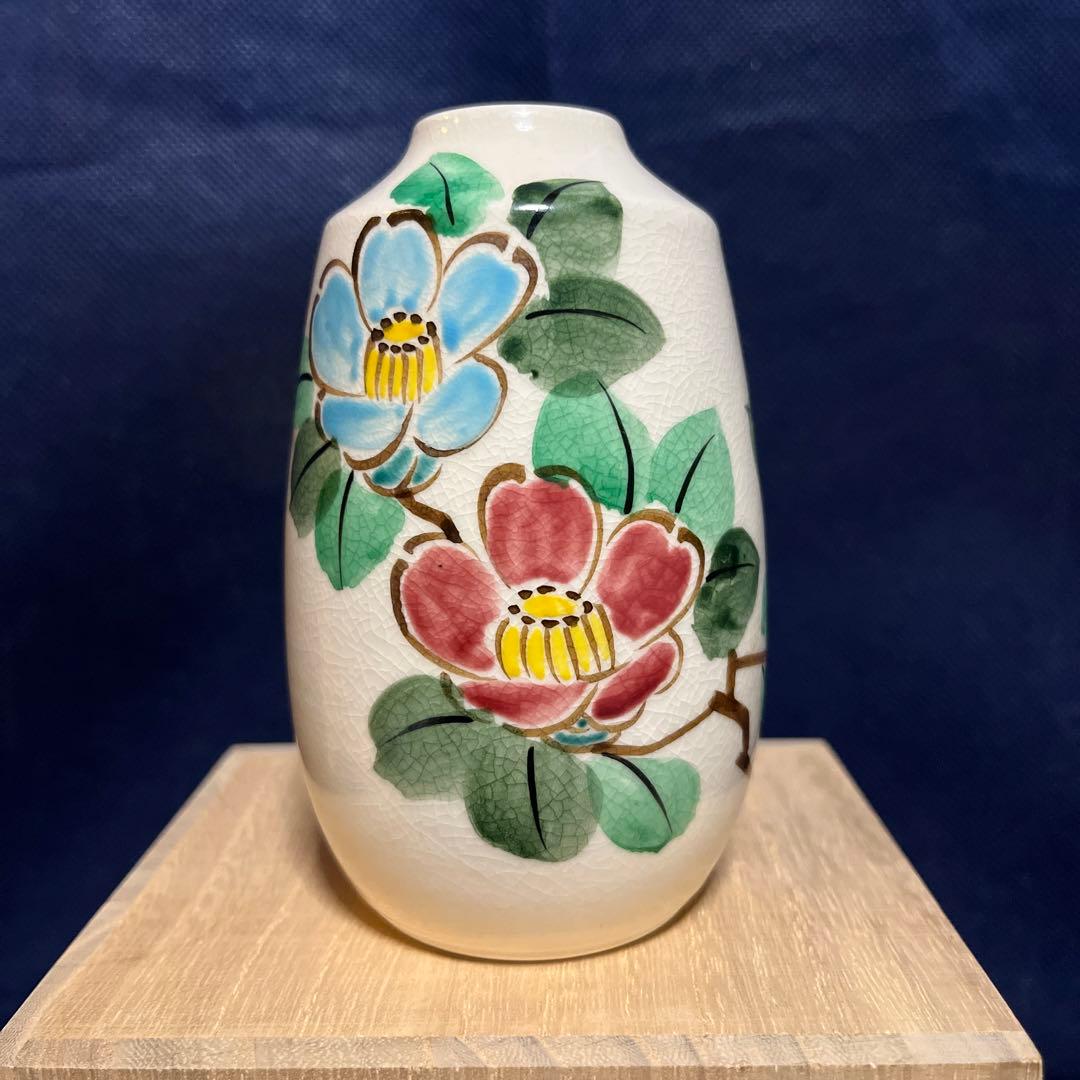 一輪差し／尚泉造／椿絵