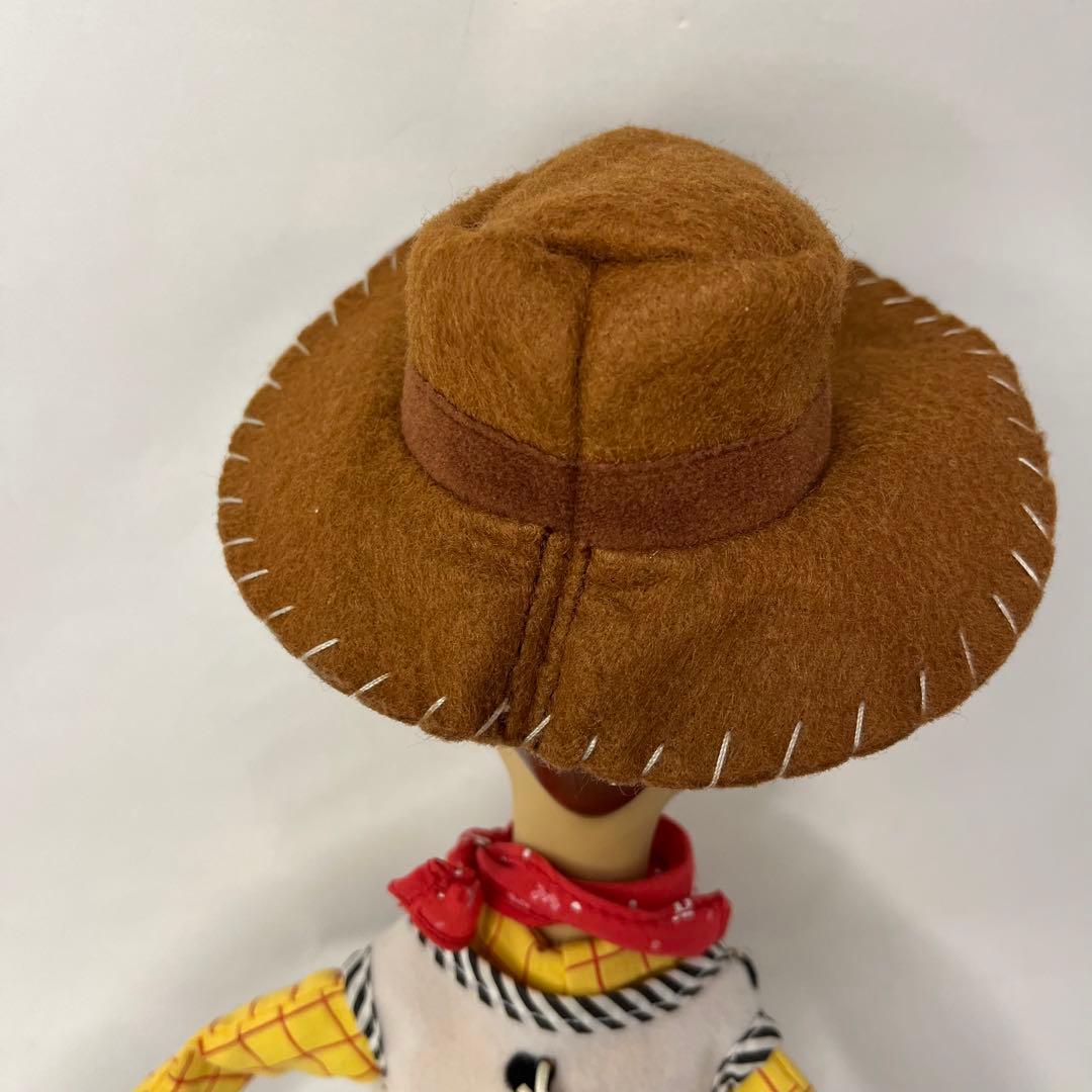 ディズニー トイストーリー ウッディ人形　ぬいぐるみ