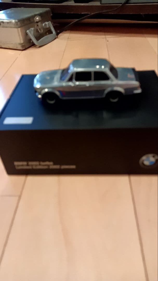 BMW 2002 ミニカー 1/43 シルバー 2012年製 - ミニカーオンライン