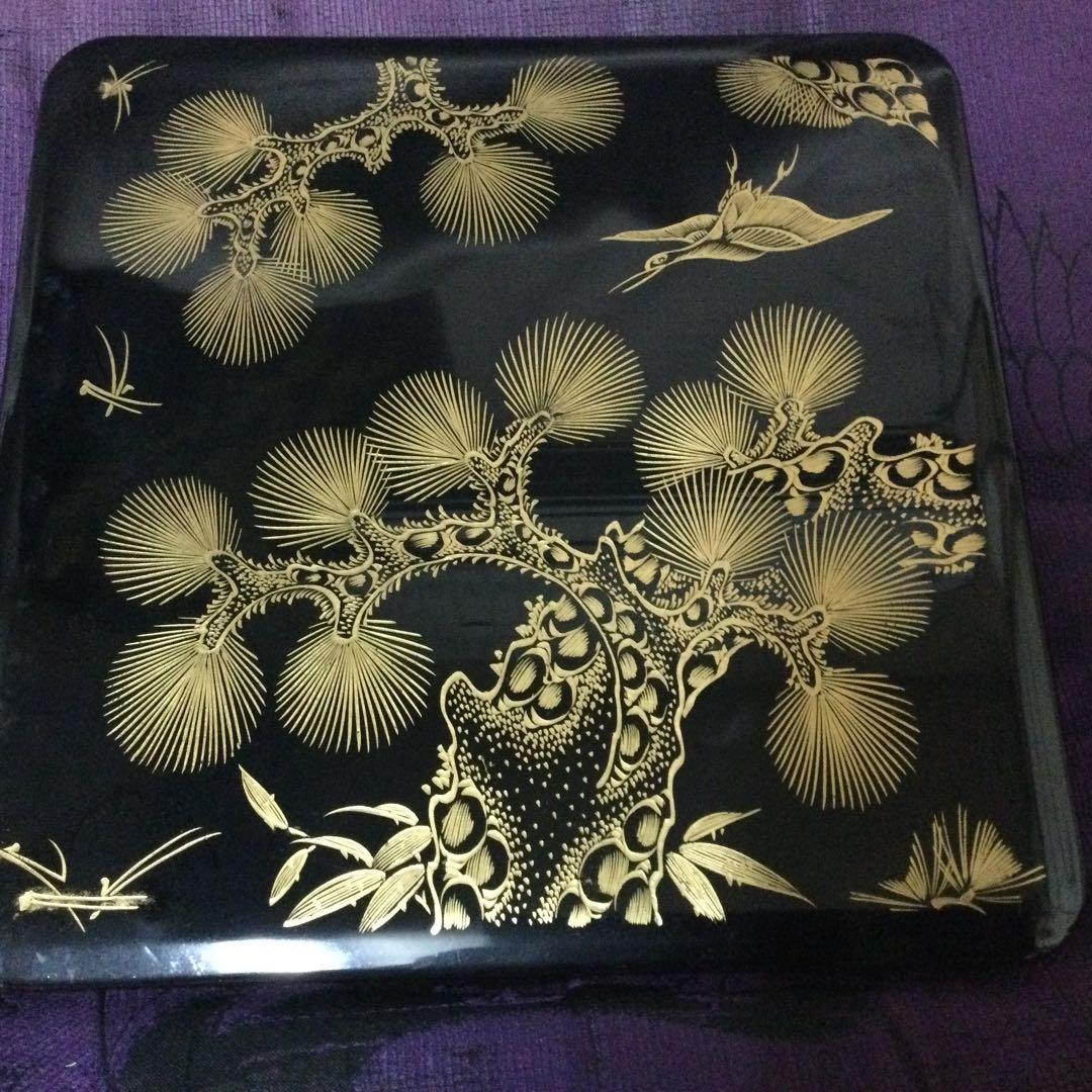 重箱本漆箱蓋2枚付きーNO511・お宝クラスの最高品物です。