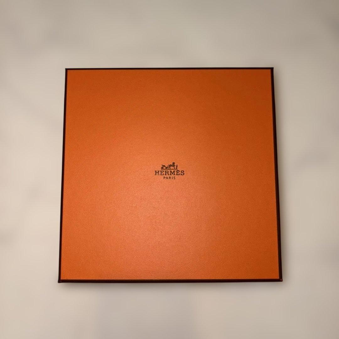 HERMES カレ・タオル 《ヴィス・ヴェルサ》 ナークル/タン