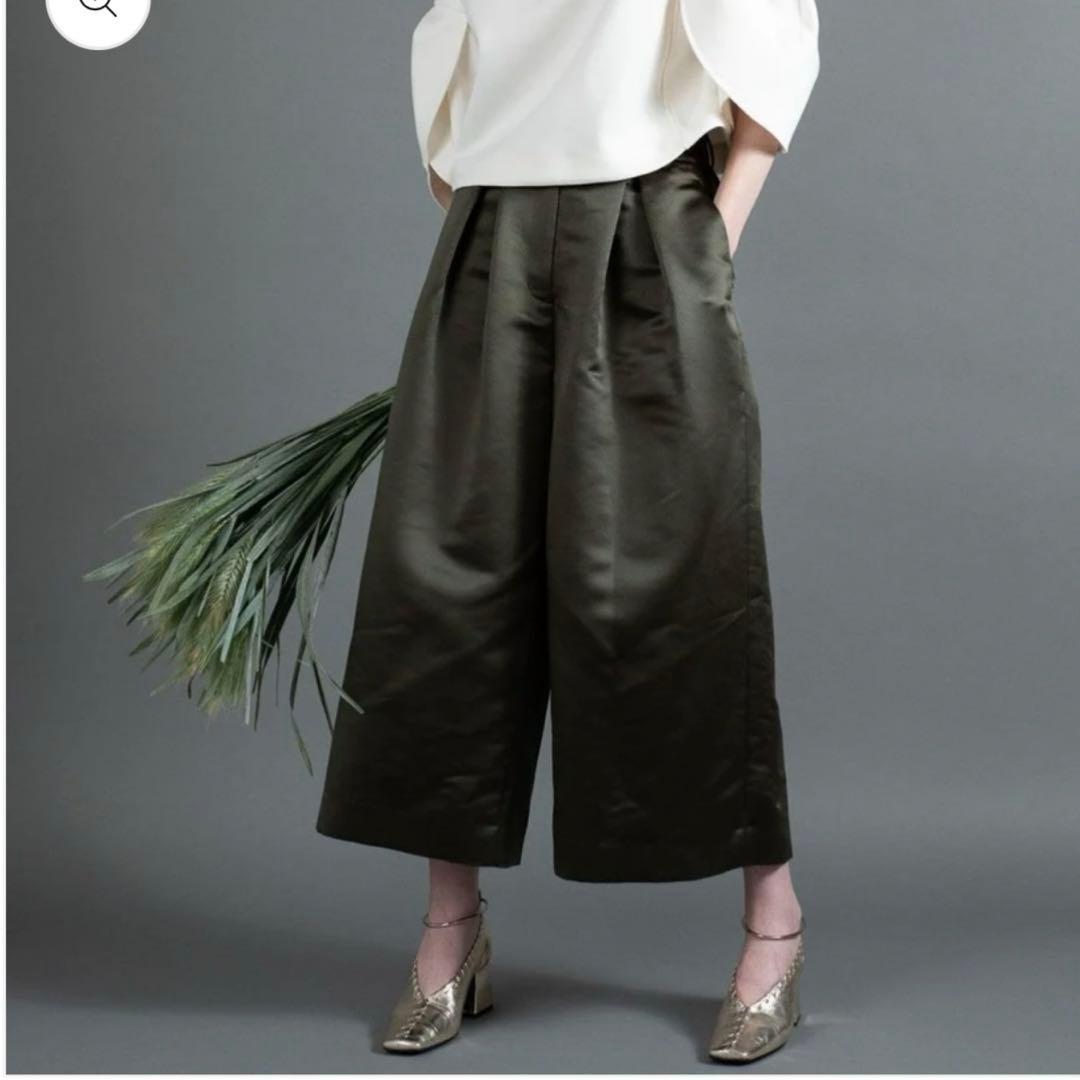 heve サテンガウチョパンツ36