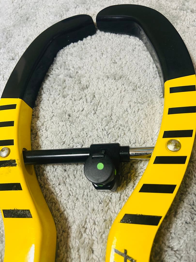 HORNET タイヤロック　Auto Security System