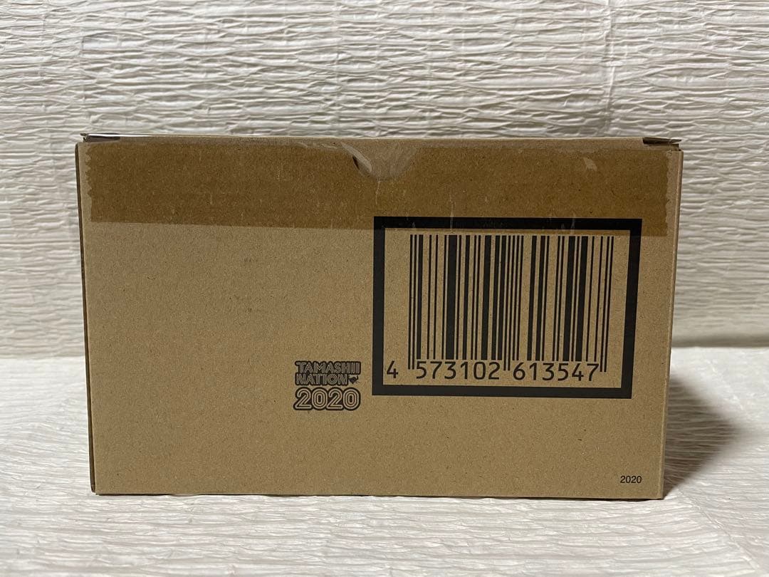 S.H.Figuarts　仮面ライダーゼロワン　リアライジングホッパー