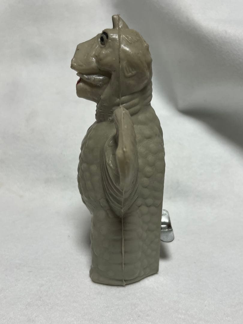 円谷プロ　当時物ウルトラQ 冷凍怪獣ペギラ　ゼンマイ 稼働品