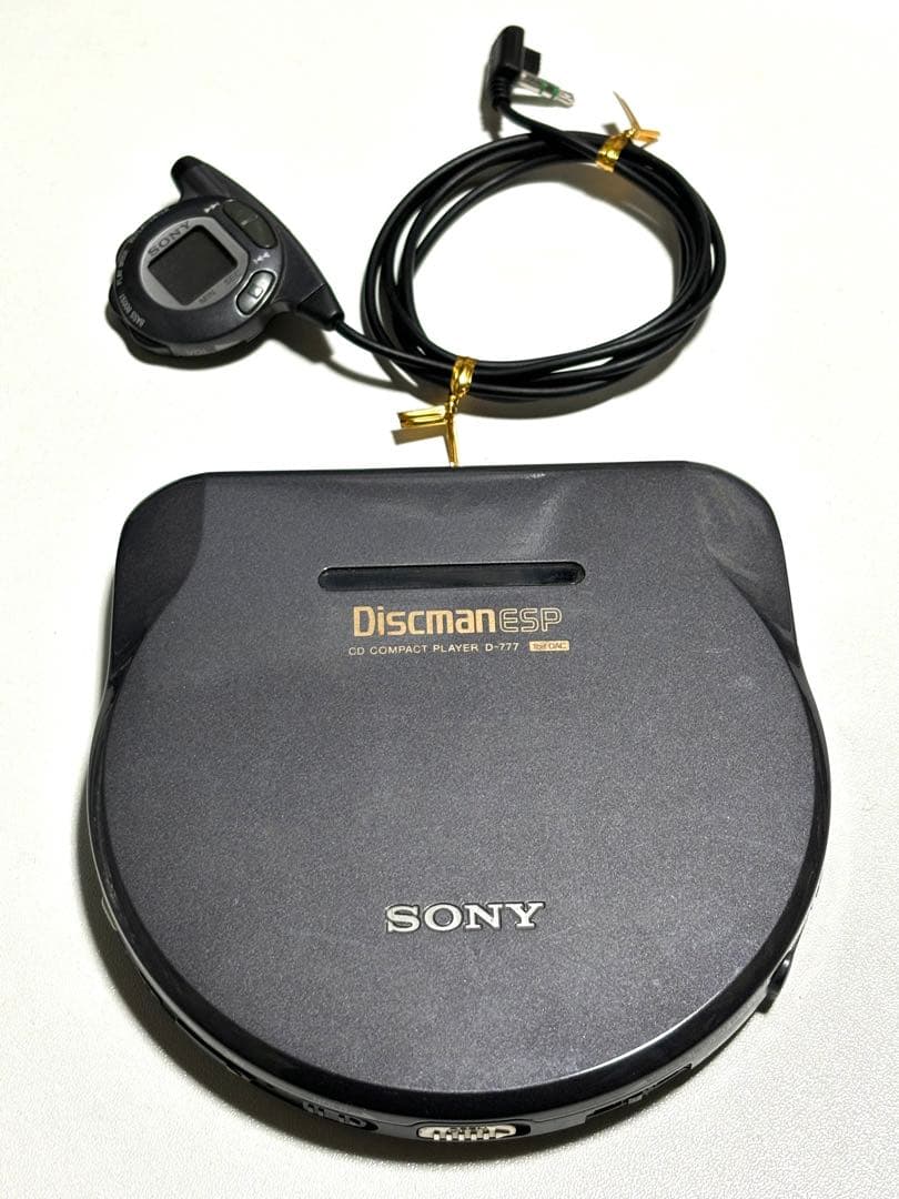 SONY Discman D-777 ポータブルCDプレーヤー