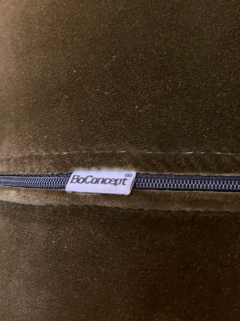 ボーコンセプト　Bermudaオットマン　フットスツールテーブル　中サイズ