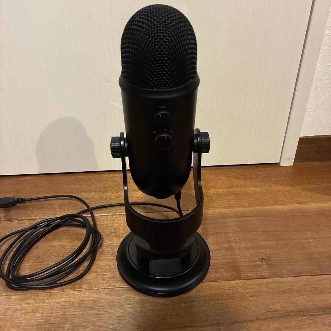 Blue Yeti Blackout USBマイク