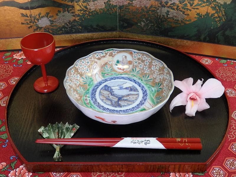 古伊万里 金襴手 桜花に春駒の図 膾皿 2客 F026AS-CVl - メルカリ