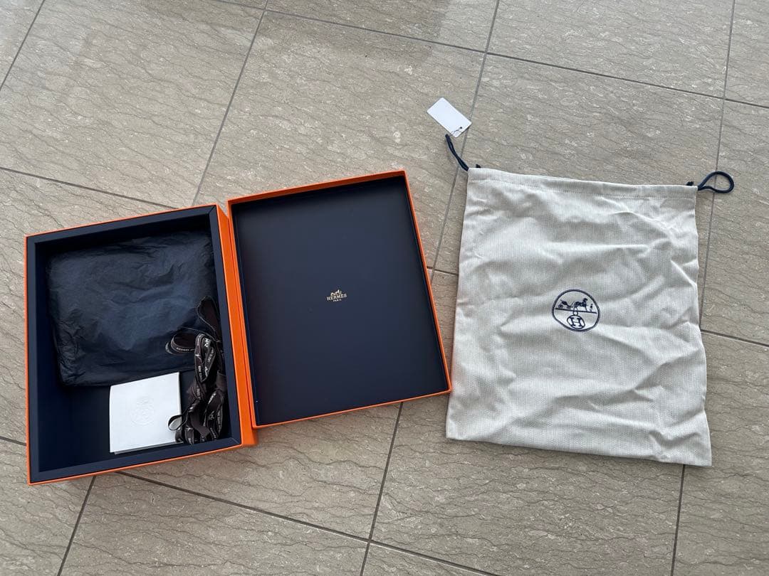 入手困難】クリアファイル A4 ハローキティ 2001年 バラ 薔薇