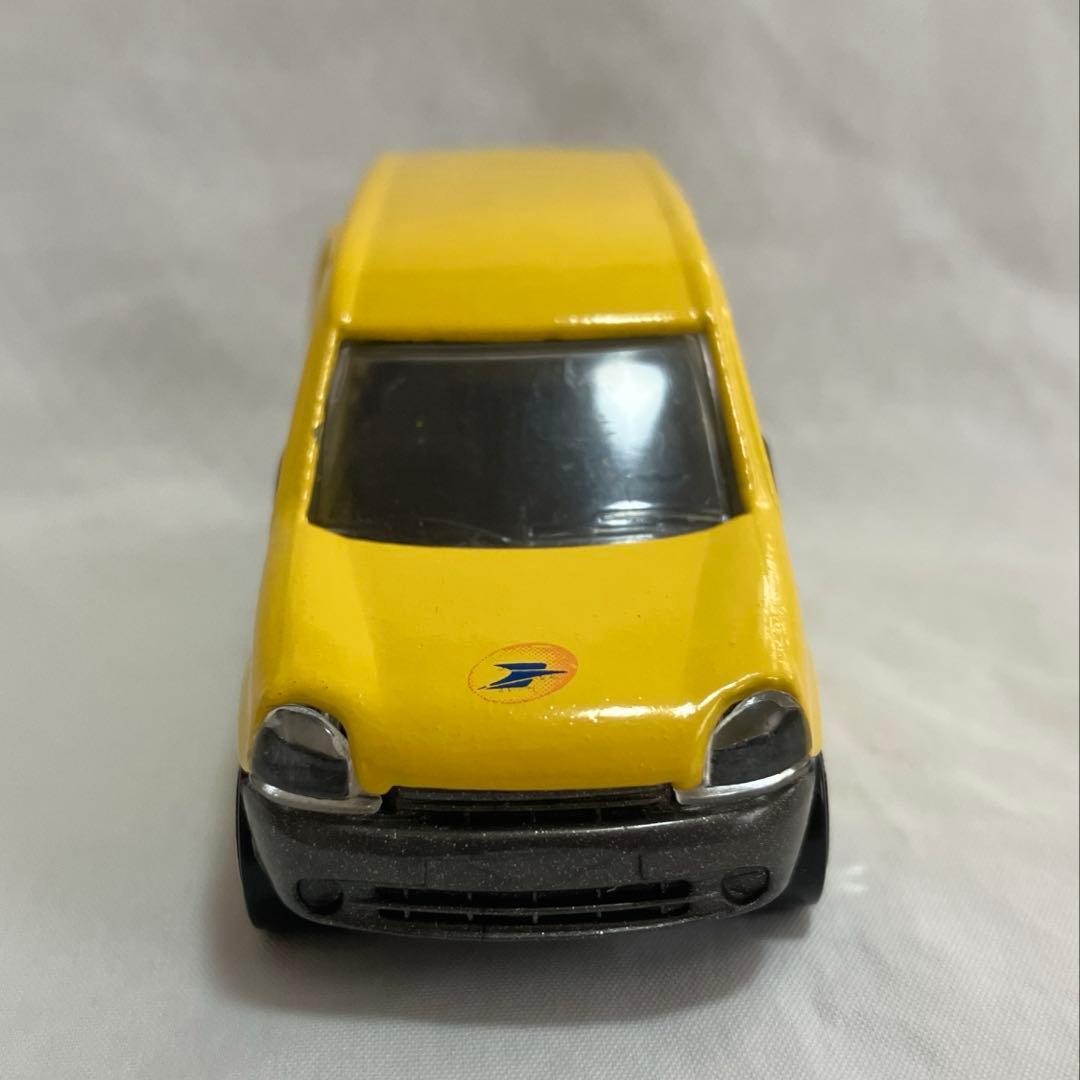 【レア】ルノー　カングー　LA POSTE ミニカー　フランス郵便局