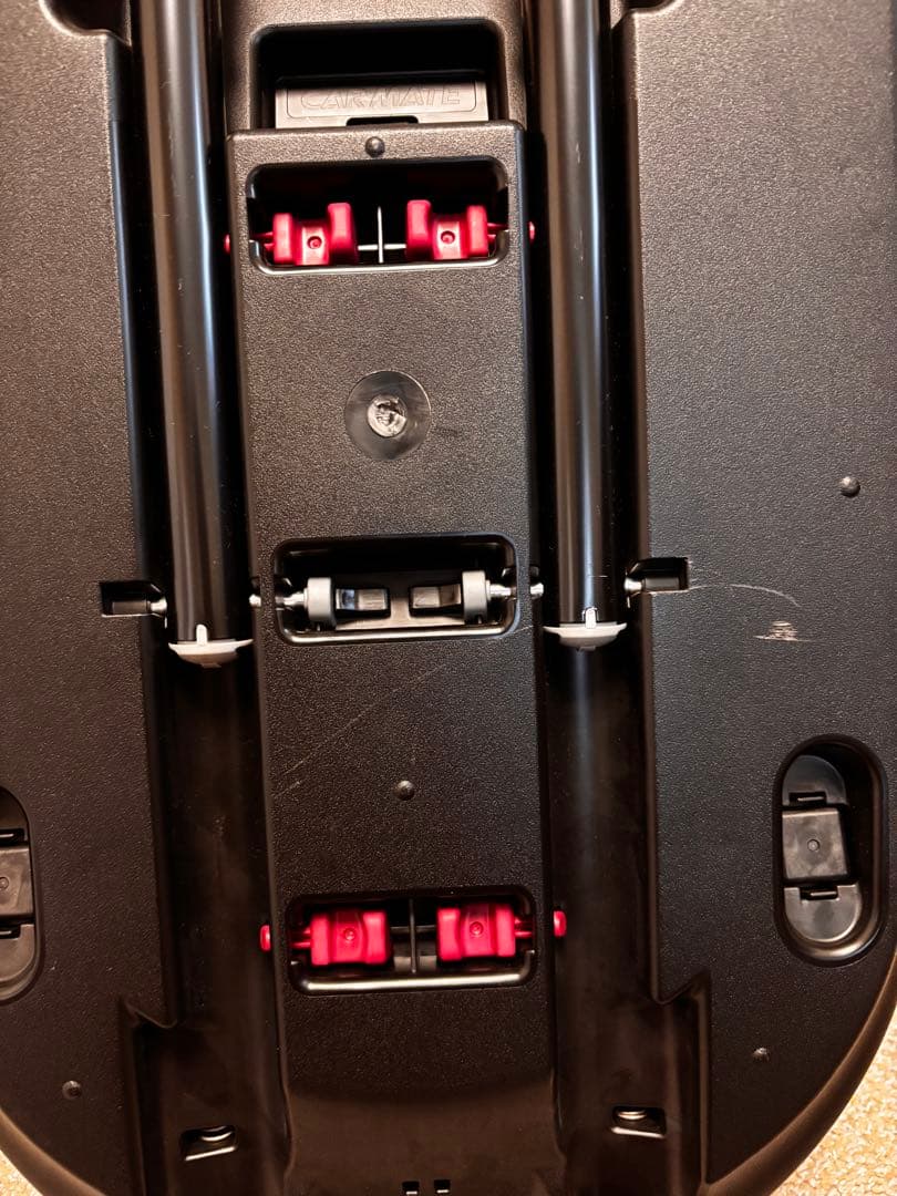 カーメイト　エールベベ　クルット4iグランス　チャイルドシート