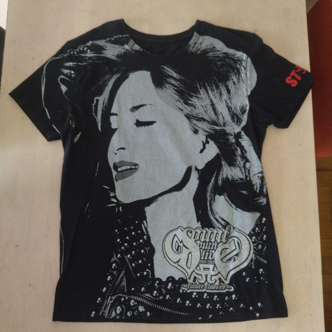 【非売品】浜崎あゆみ　カウントダウンライブ　スタッフTシャツ 非売品浜崎あゆみ カウントダウンライブ スタッフTシャツ - メルカリ