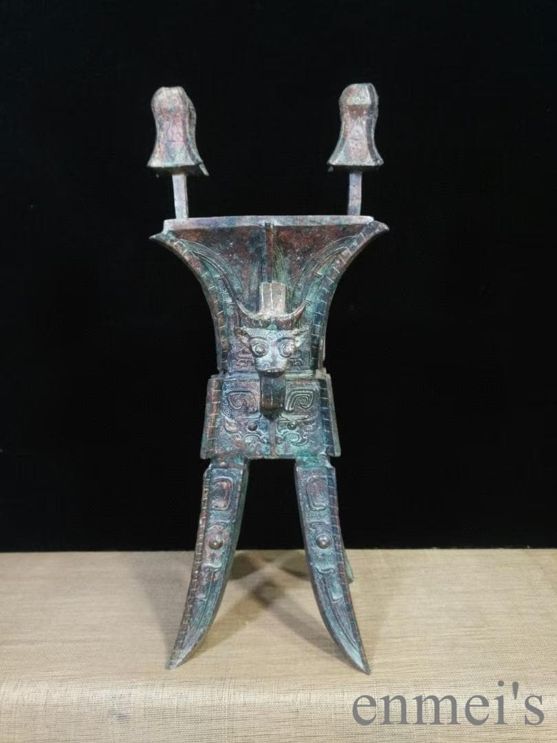 中国古美術 商代 青銅器 婦好方斝 温酒器 禮器 方形 四足 獣首鋬 青銅美術