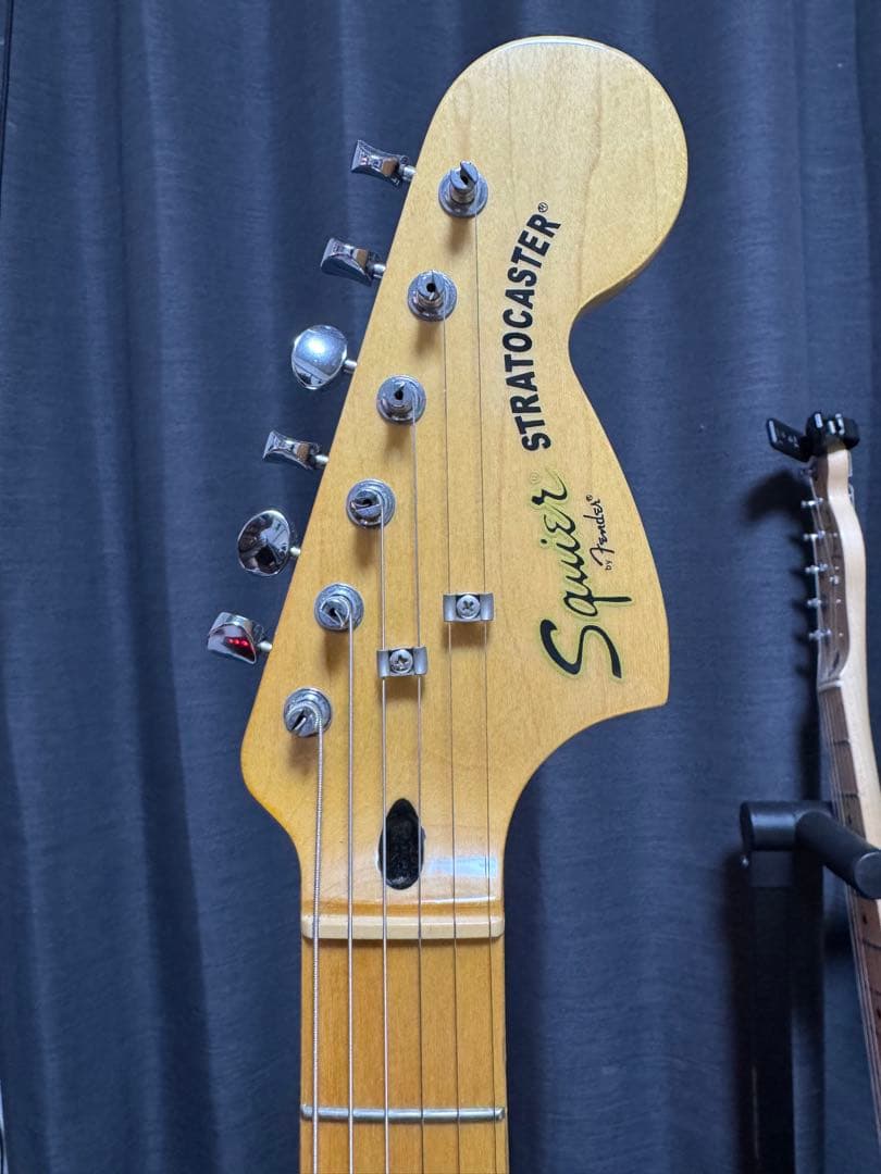 ギター Squier Stratocaster Vintage Modified 70