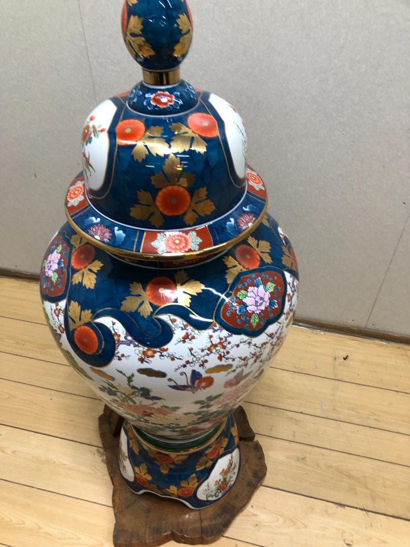 A 有田焼 金龍窯 博山作 飾壷 伝統工芸美術 250703-6