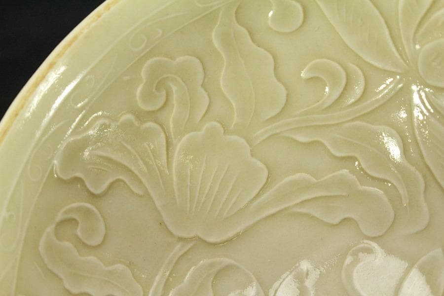 中国美術 白磁 花紋 碗(HA518)