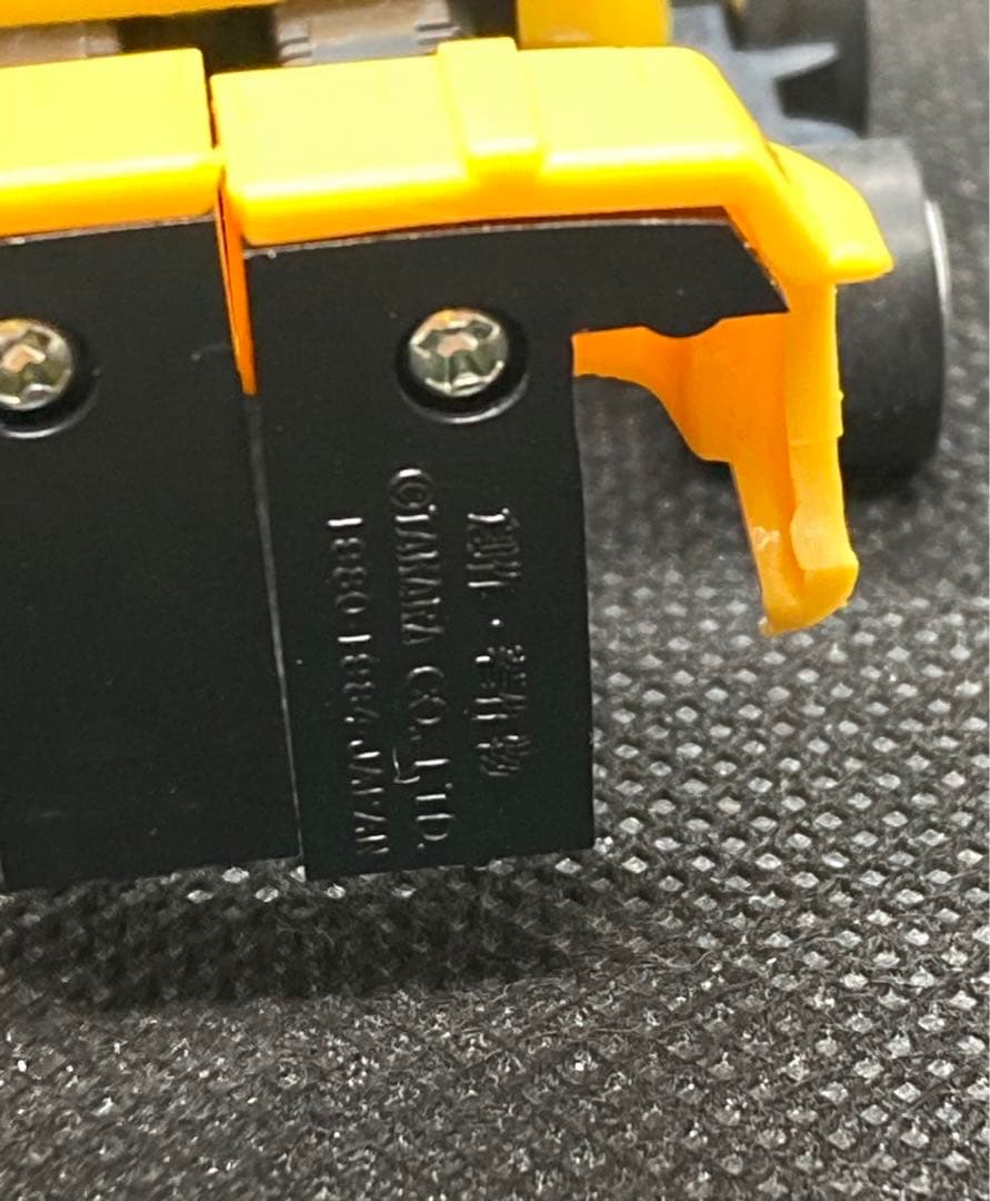 ◾️トランスフォーマー◾️　サイバトロン★クリフ　ポルシェ★イエロー【TAKARA】