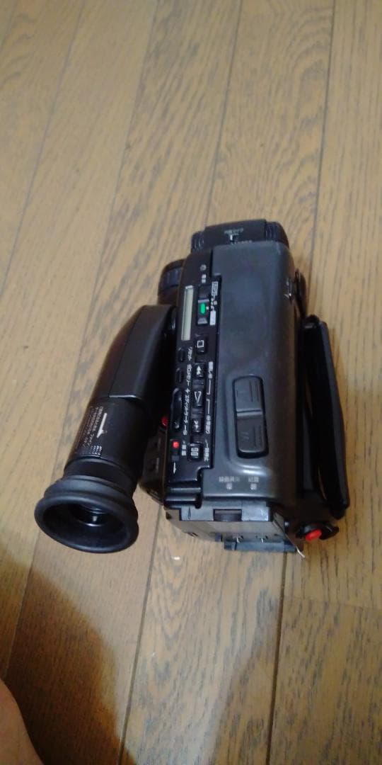 SONY ハンディカム CCD-TR75 8ミリビデオカメラ 再生ダビング用に