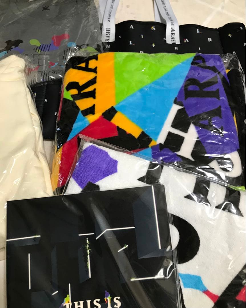 嵐　This is ARASHIライブグッズ　12点まとめ売り