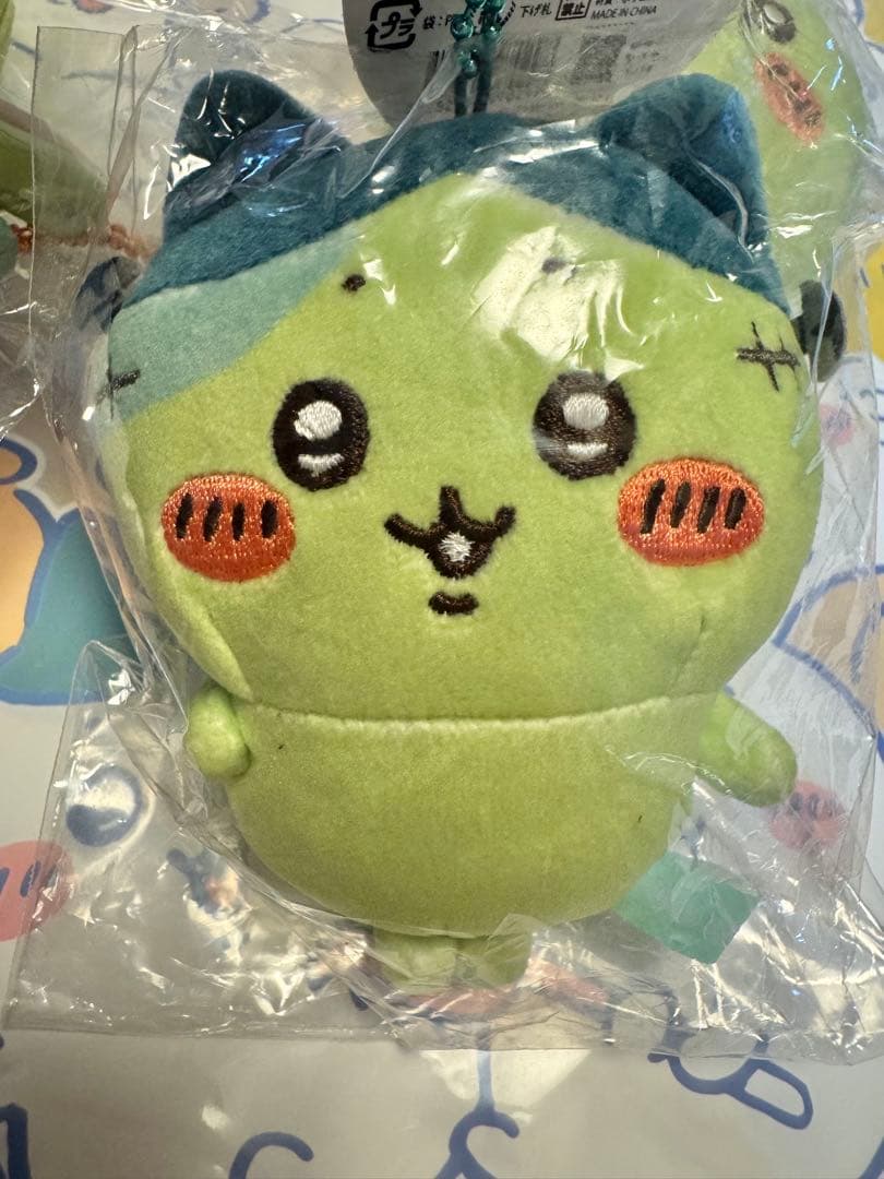 ちいかわ 仮装たのしい～！マスコット　ゾンビなハチワレ　うさぎ　3点セット